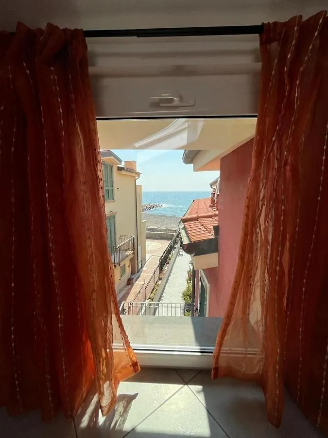 Appartamento Chery Holiday Home Riva Ligure