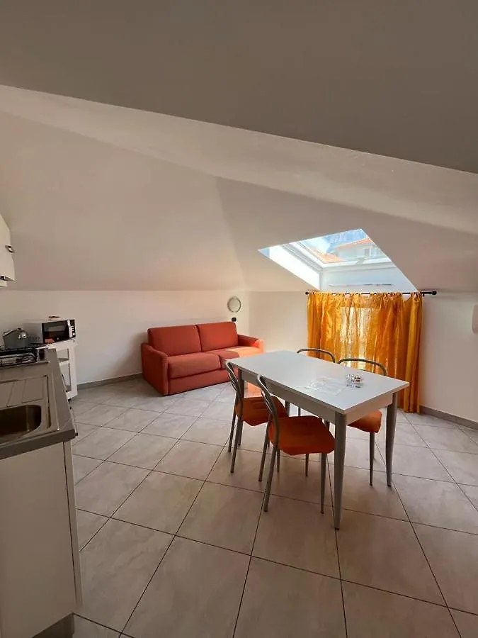 Chery Holiday Home Riva Ligure 0*,