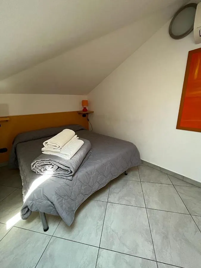 Chery Holiday Home Riva Ligure 0*,  Ιταλία