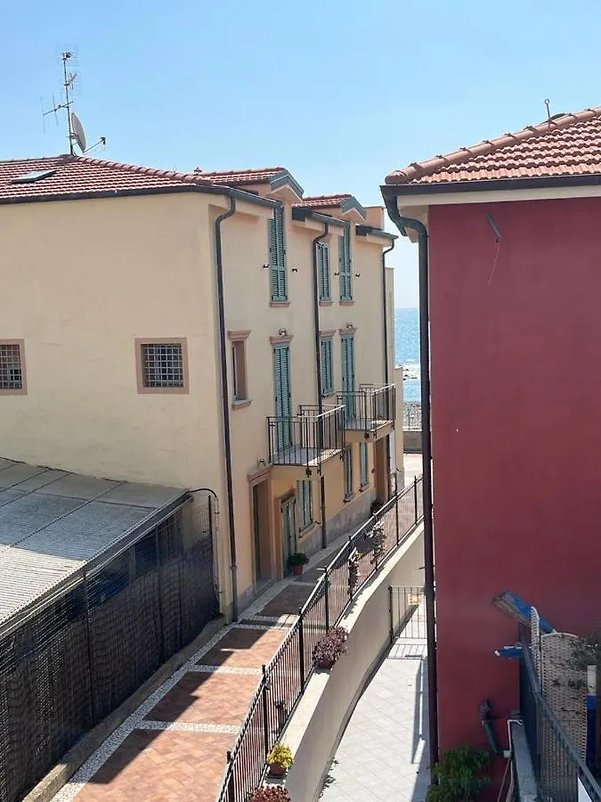 Chery Holiday Home Riva Ligure 0*,