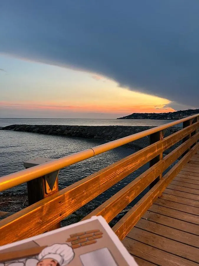 Chery Holiday Home Riva Ligure Ιταλία